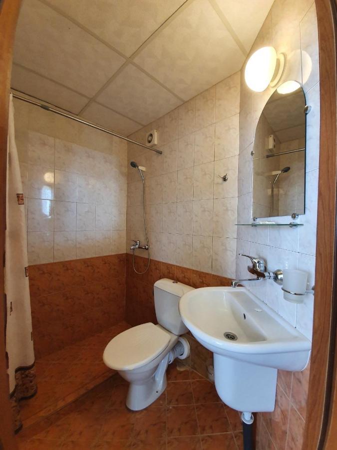 Balaton Hotel Pantai Sunny Bagian luar foto